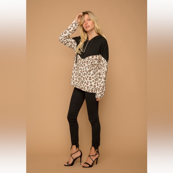 156. Leopard Print Color Block Half Zip Hoodie Black/Taupe NWT - Picture 4 of 8